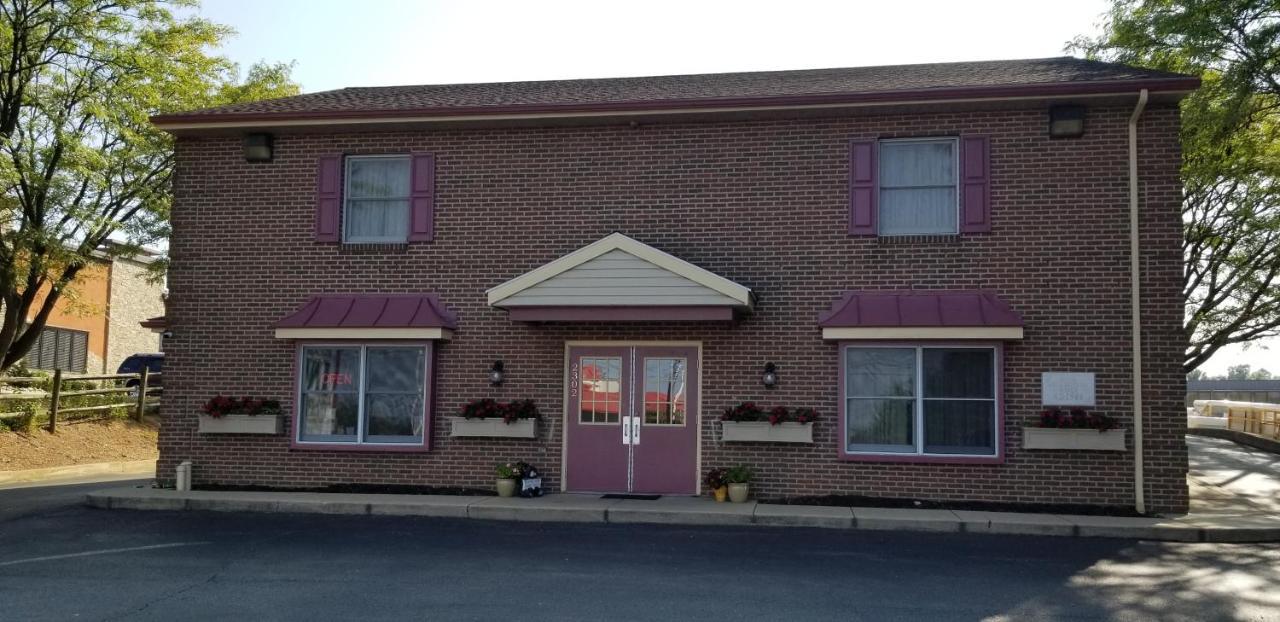 Classic Inn Lancaster Smoketown  エクステリア 写真