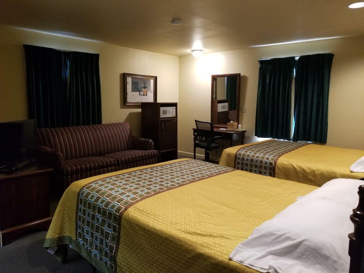 Classic Inn Lancaster Smoketown  エクステリア 写真