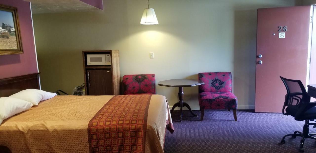 Classic Inn Lancaster Smoketown  エクステリア 写真